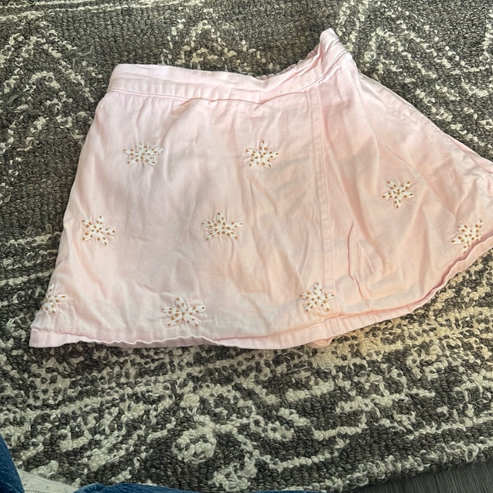 Embroidered pink skort